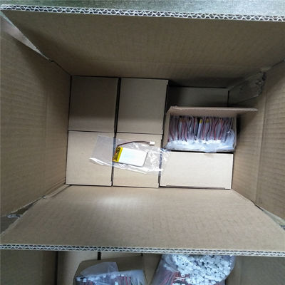 LP553450 خلايا الطاقة اللي-بوليمرية الشحن السريع والأداء مع تيار تفريغ 1C عن طريق الشحن الجوي أو البحري