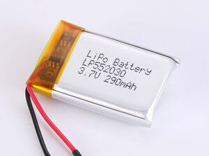 500 دورة عمر دورة LP552030 Prismatic 3.7V 290MAH بطارية البوليمر الليثيومية للطائرات بدون طيار -10C -65C