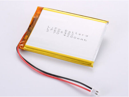 LP686483 3.7V 4200MAH بطارية لي أيون المصنعة في الإنتاج حزمة ليبو عالية السعة لمدى درجة الحرارة 20C -60C